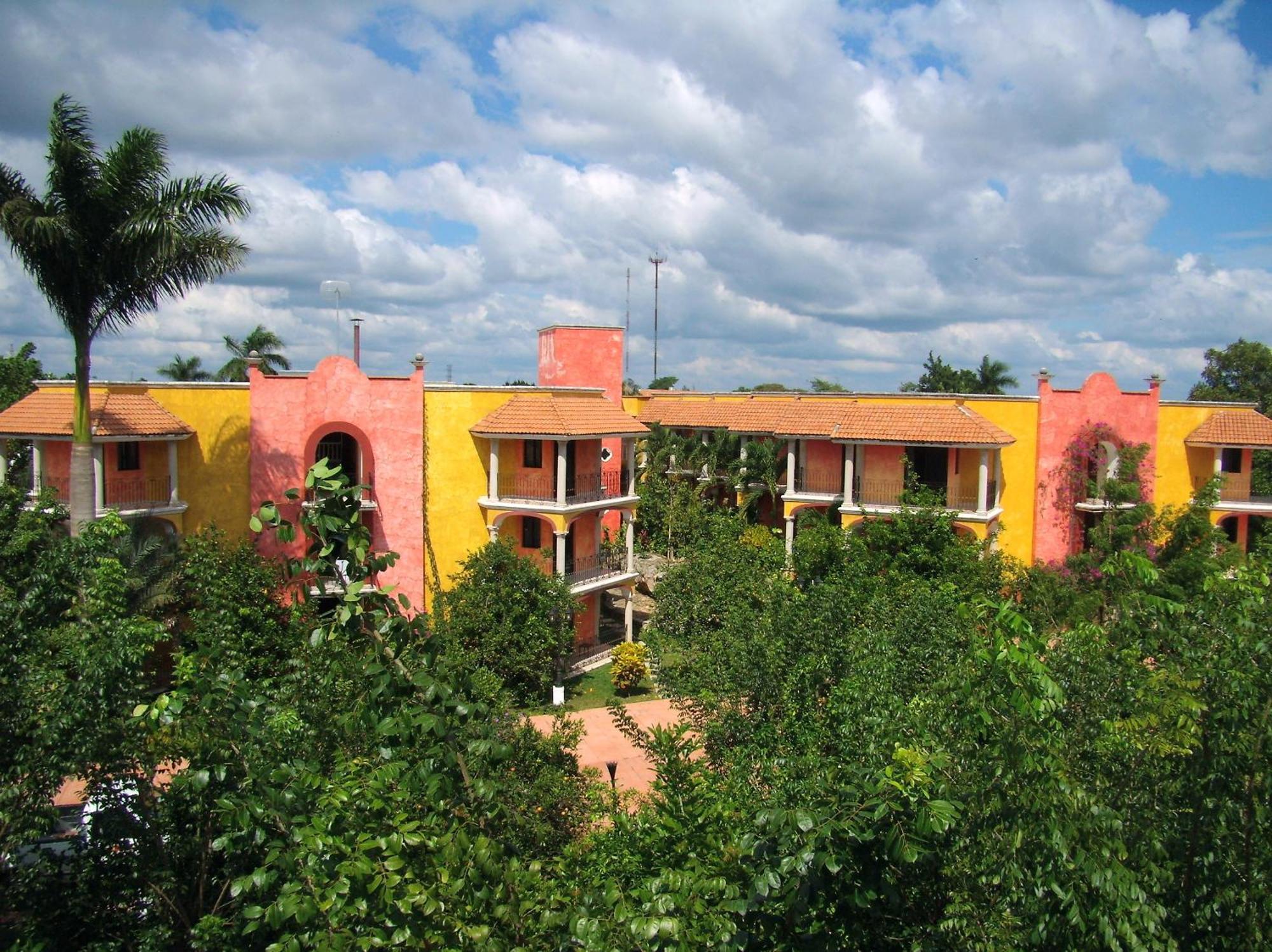 Ecotel Quinta Regia Valladolid  Exteriör bild